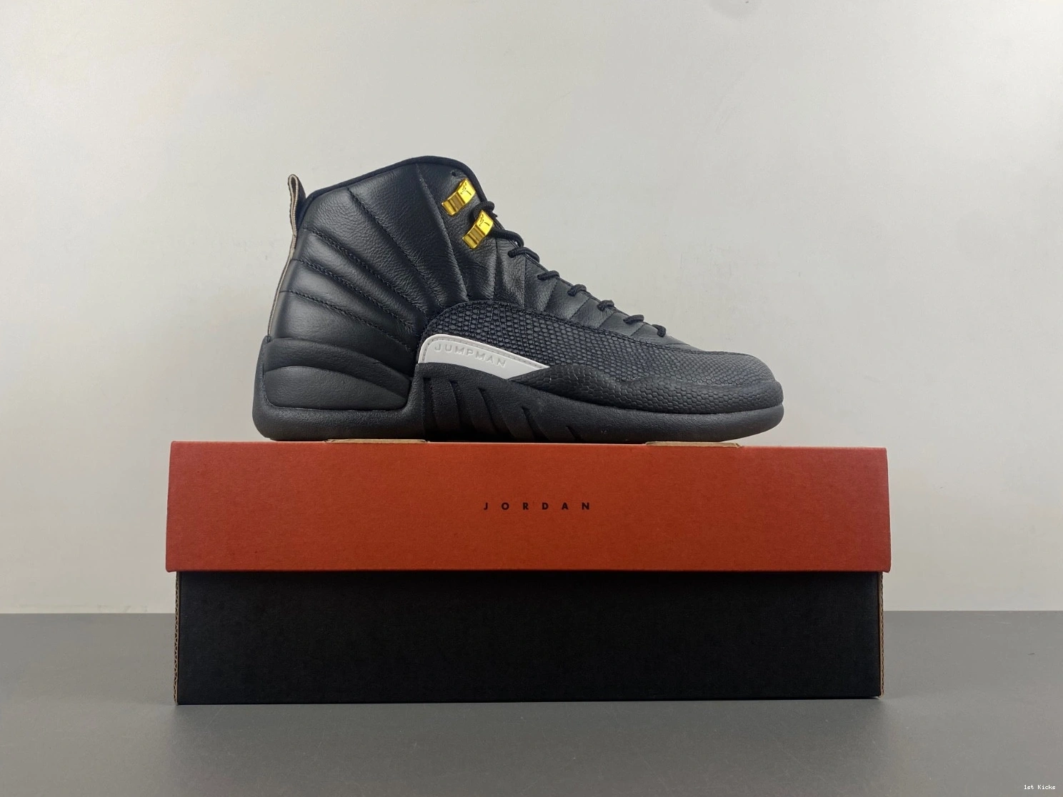'The Jordan Master' 12 Retro 130690‑013 Air 1004